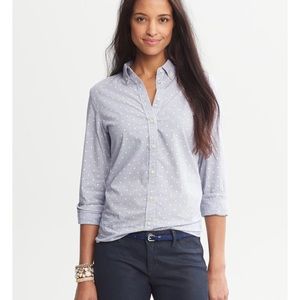 Banana Republic blue dot oxford shirt
